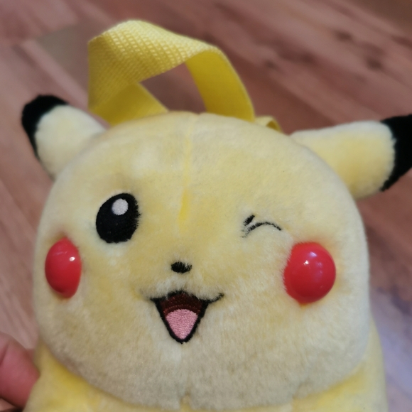 13" Pikachu plush talking backpack (Vintage) - Picture 7 of 8